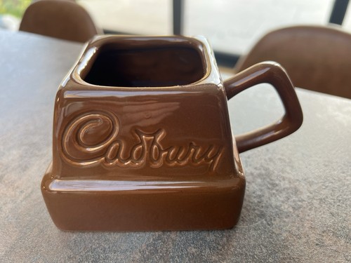 Cadbury hot chocolate - hot,